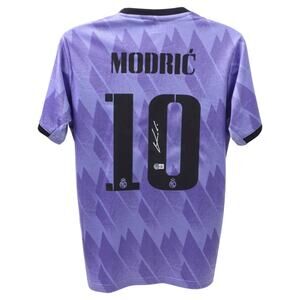 Luka Modric Signed Real Madrid Jersey (Beckett)Large
